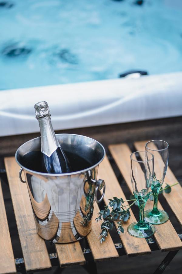 O Rethel Jacuzzi, Gite Ardennes Kültér fotó